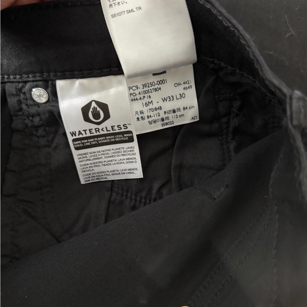 Levi's Classic Straight Black Jeans - Picture 11 of 12